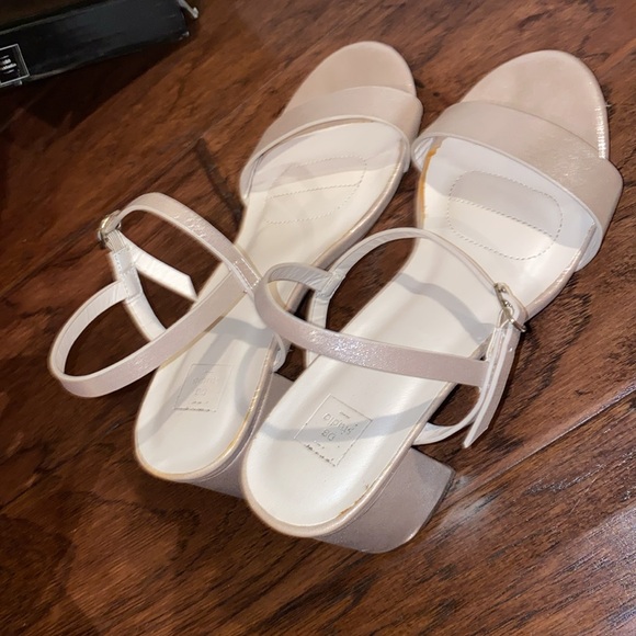 David’s Bridal DB Studio heel dress shoes strappy sandals light gold shimmer 6.5 - Picture 6 of 11